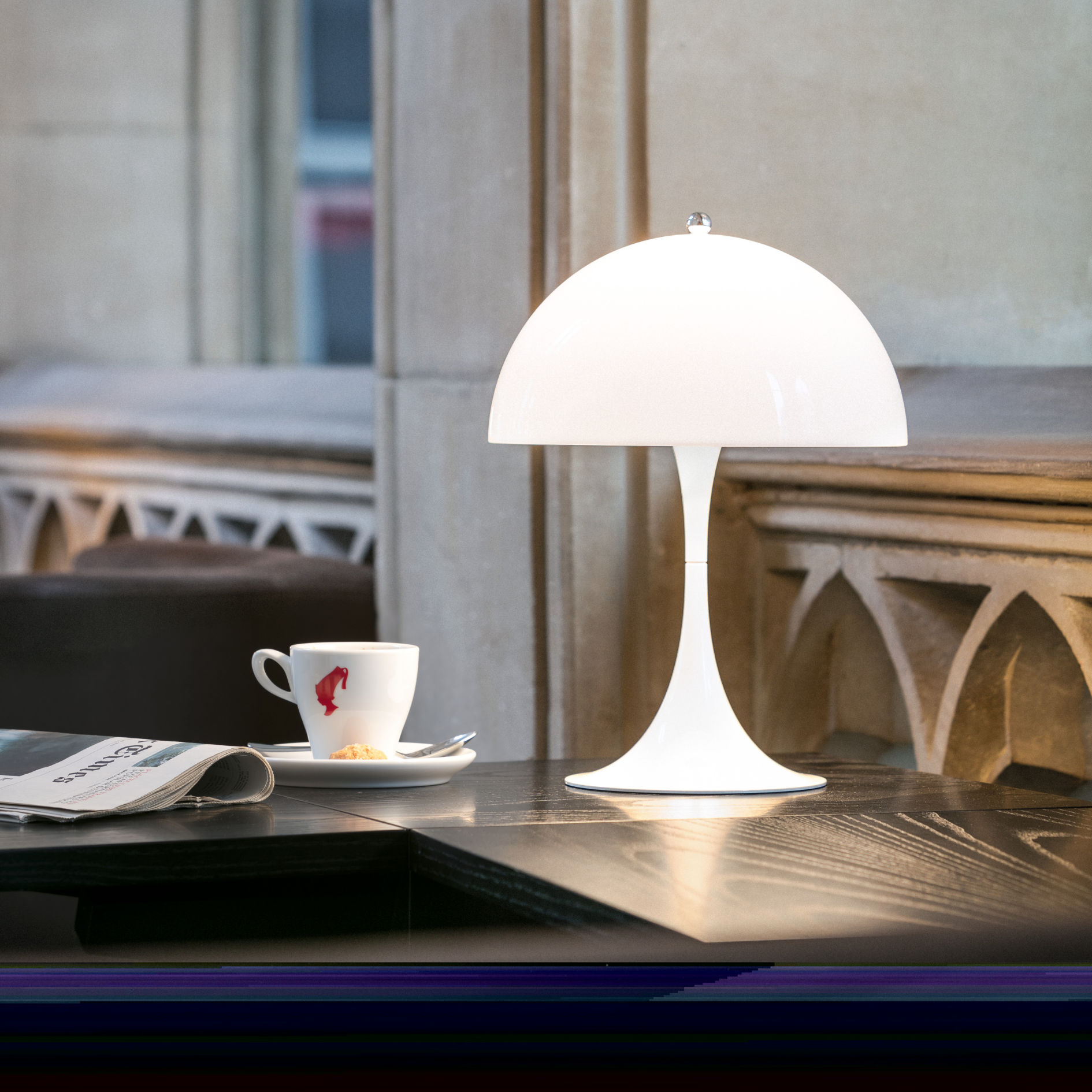 Panthella 400 Table Lamp